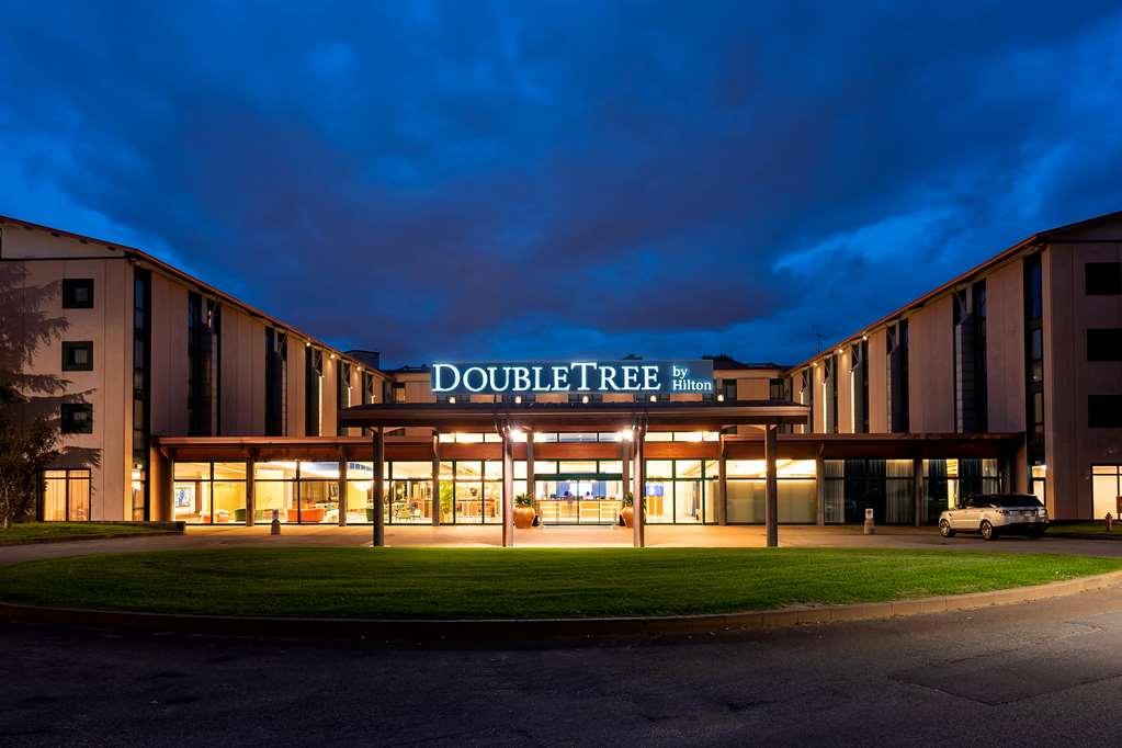 Doubletree By Hilton Milan Malpensa Solbiate Olona Exterior foto