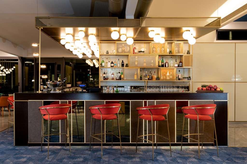 Doubletree By Hilton Milan Malpensa Solbiate Olona Restaurante foto